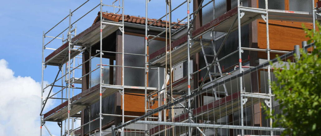 Immobilienwert aktiv steigern: Mit gezielter Modernisierung die Restnutzungsdauer verbessern